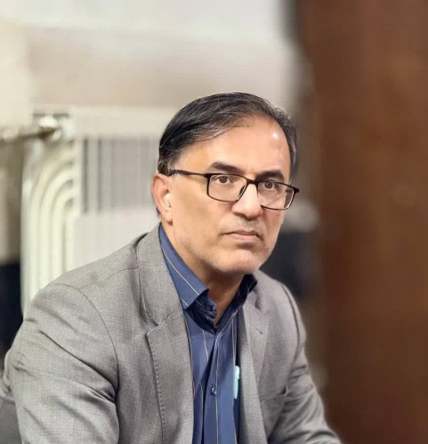 بازدید شبانه معاون آموزشی دانشگاه علوم پزشکی اراک از خوابگاه اخوت